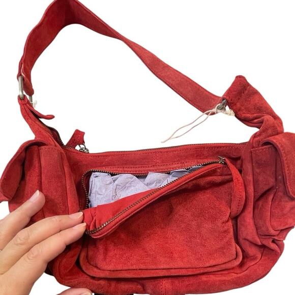 Free People Siren Suede Shoulder Bag with Pockets in Garnet Red NEW - Picture 2 of 7